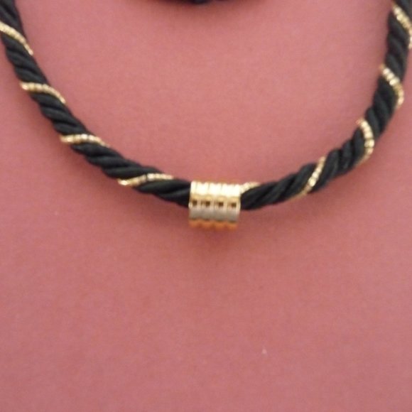 Handmade one-of-a-kind cord necklace & bracelet - Picture 2 of 5